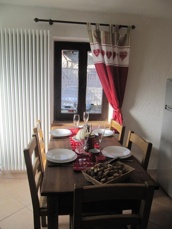 Maison Des Abeilles Vda Gressan N 0028 מראה חיצוני תמונה